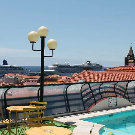 Residencial Greco 3* Φουνκάλ